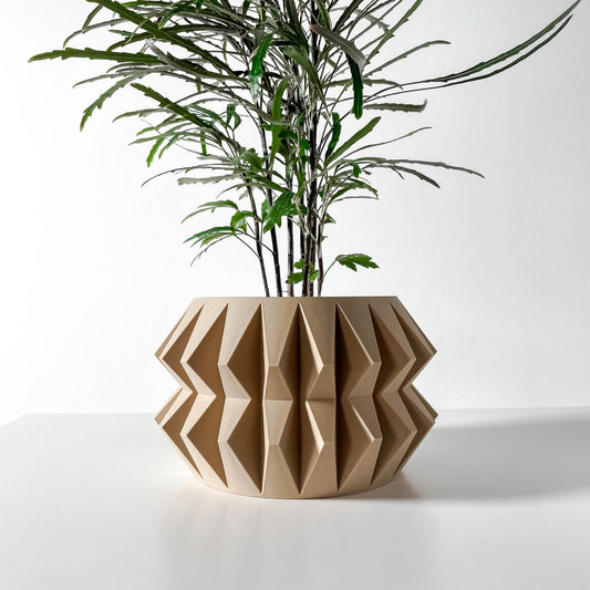 Almin Planter