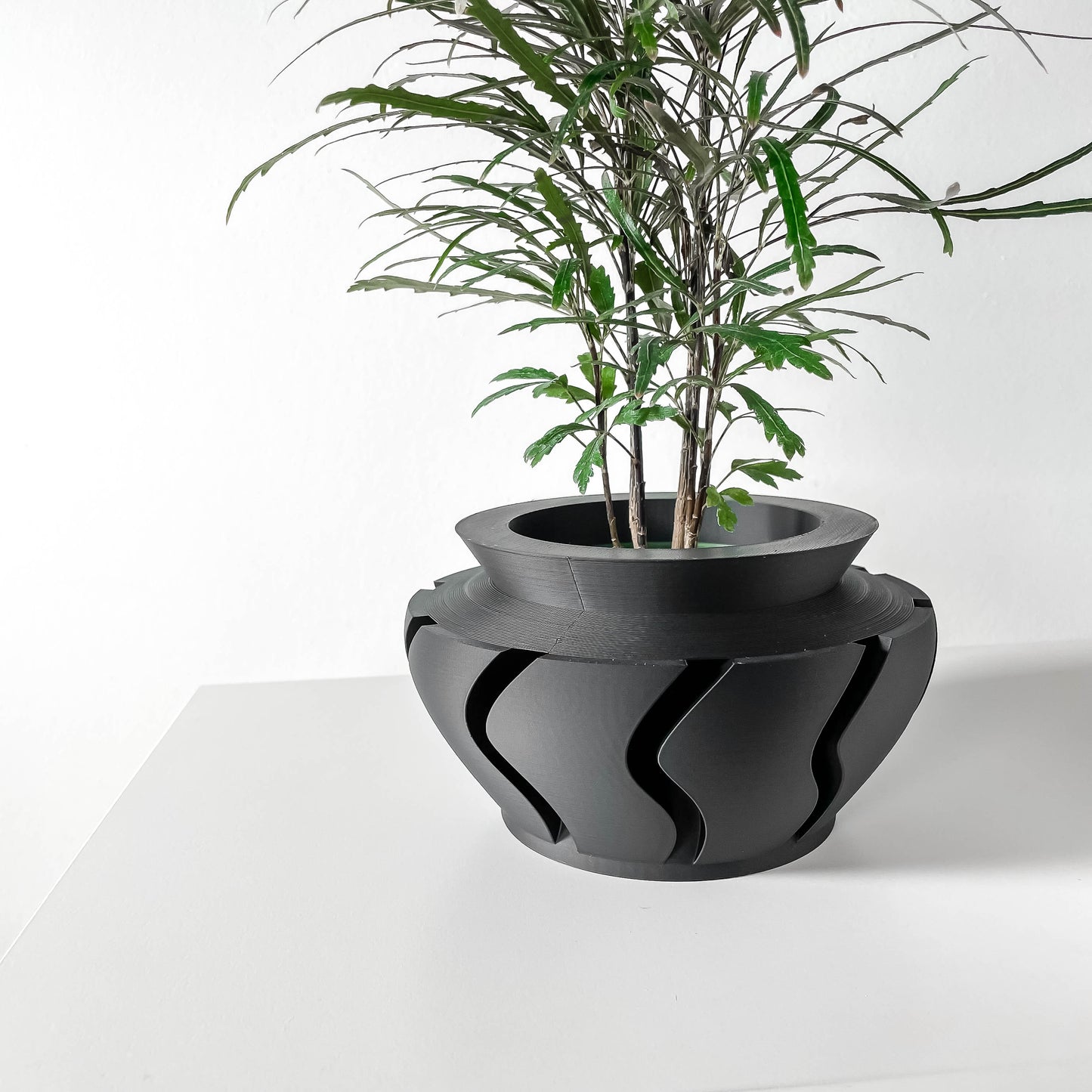 Inero Planter