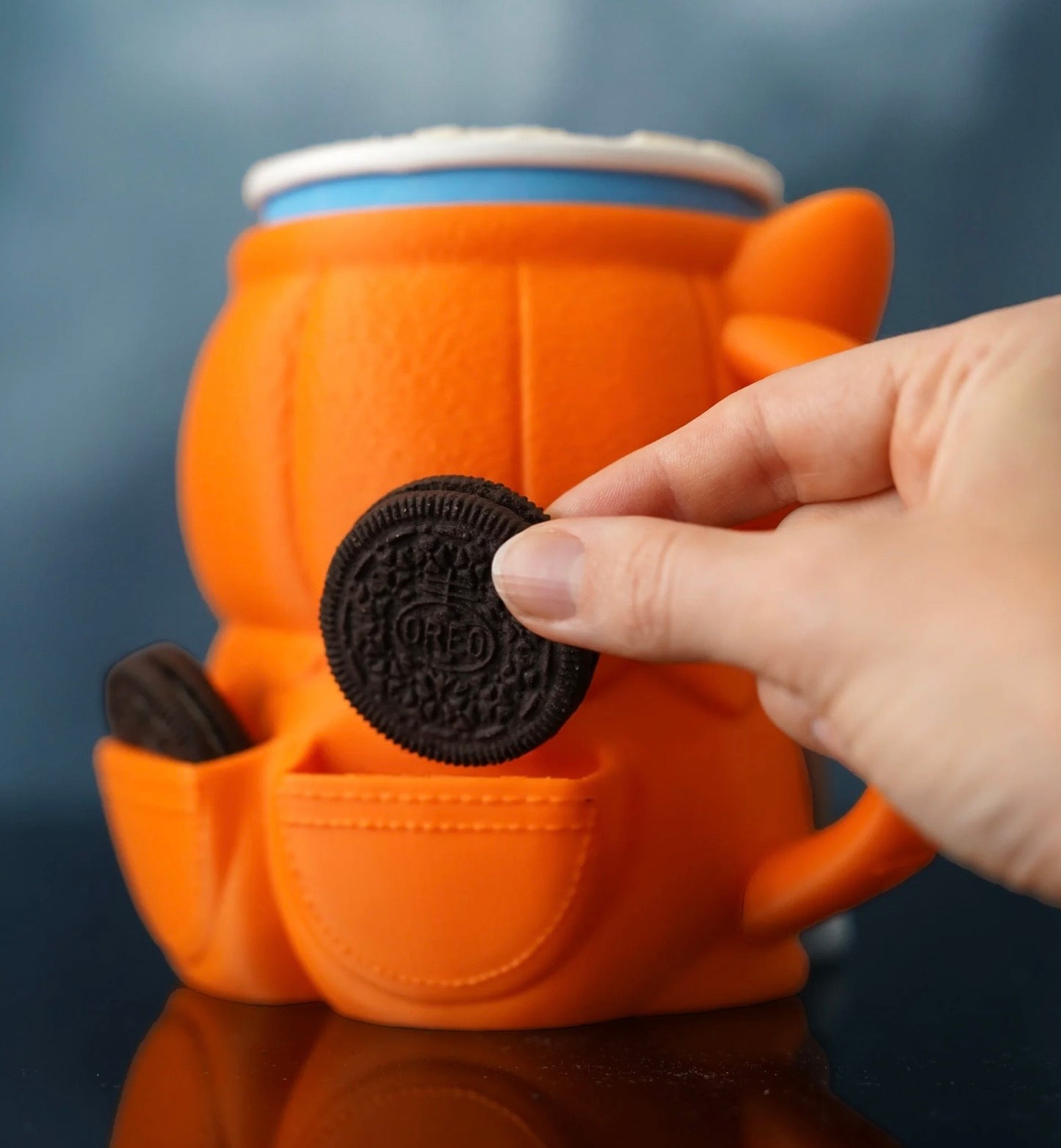 Kevin the Corgi - Pint size ice cream holder