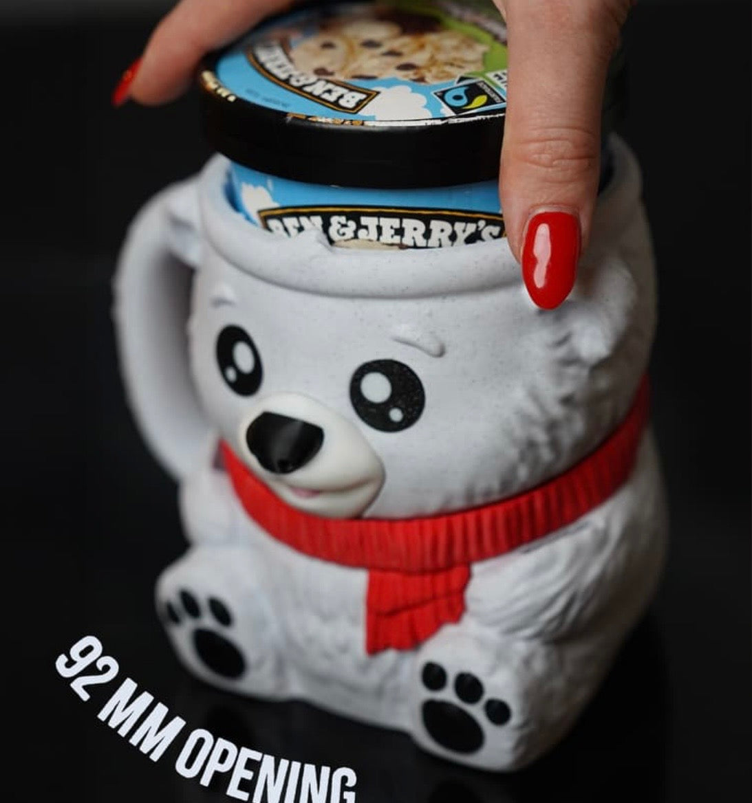 Pawblo the Polar Bear - Pint size ice cream holder