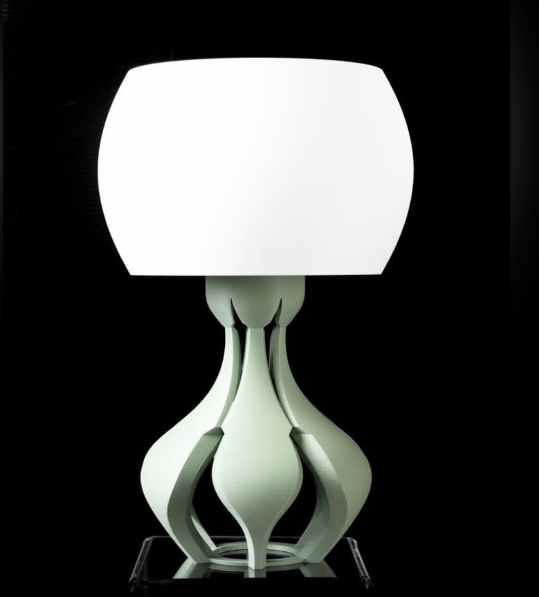 “NEW” Zari Table Lamp