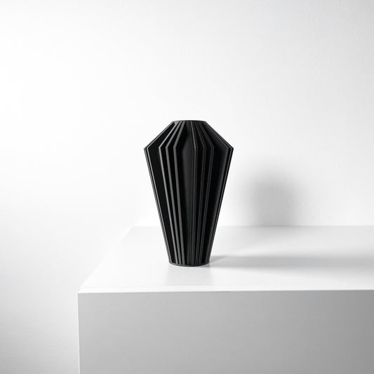 The Riveno Vase